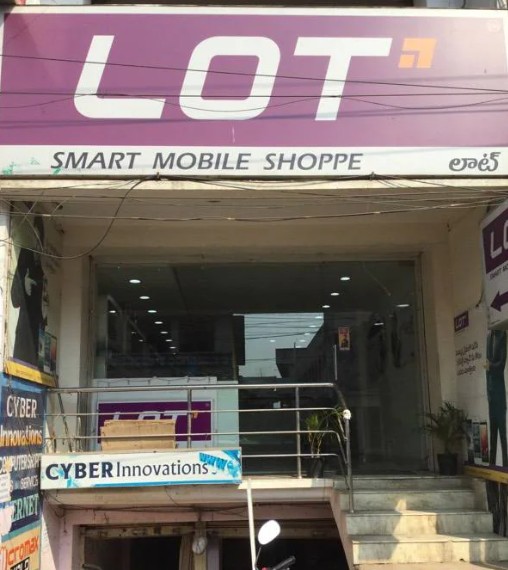 Lot Mobiles